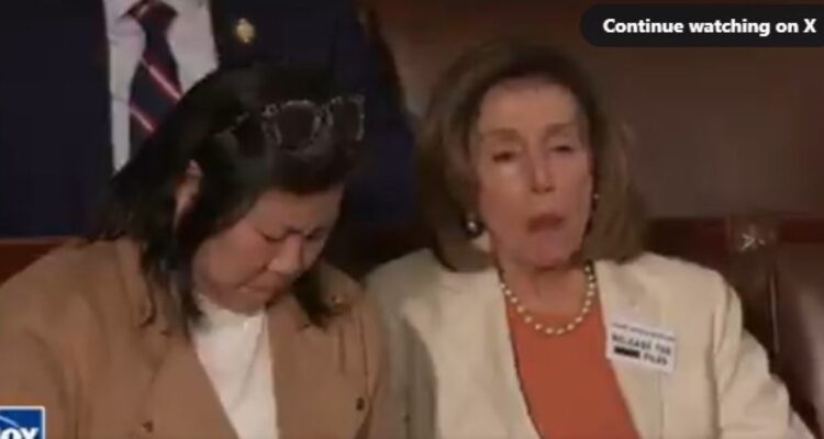 Nancy Pelosi appearing to play with dentures during State of the Union