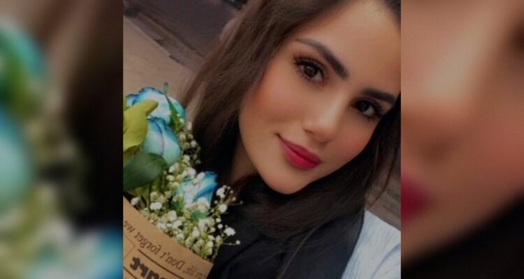 Iranian protesters gathering during nationwide unrest