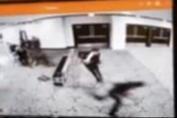 President Trump speaks after the Washington Hilton shooting