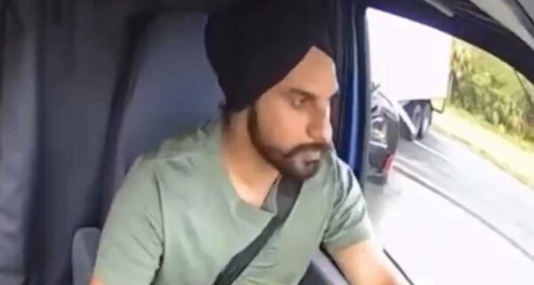 Florida trooper inspecting a commercial truck during roadside inspection