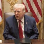 Map-style graphic showing population shifts from blue to red states