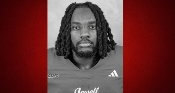 William Jewell College running back MicahJo Barnett during a college football game